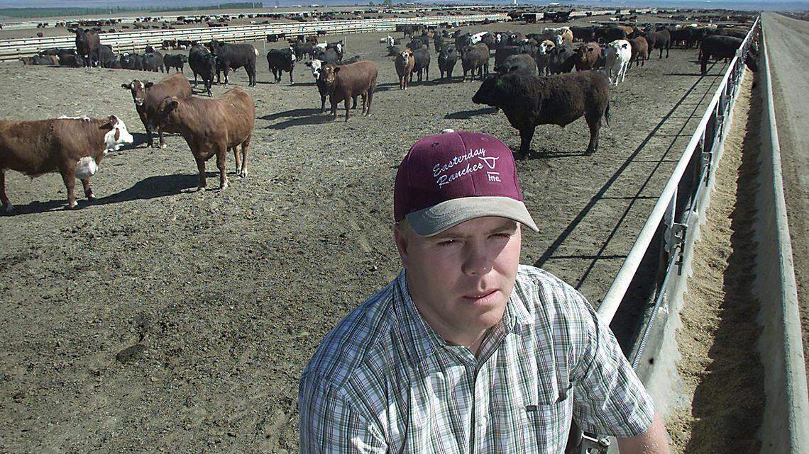 Coalition wants Oregon governor to deny Easterday dairy permit near Tri-Cities