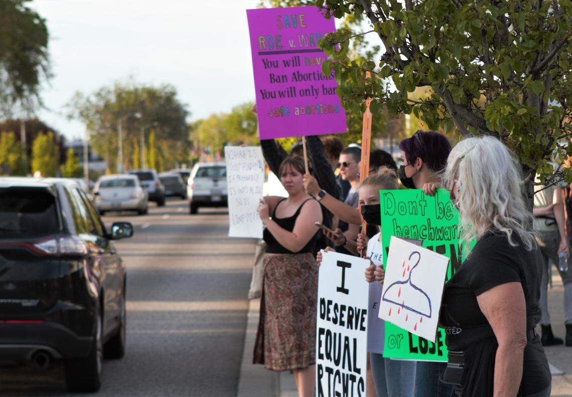Commuters honked in support of protesters demonstrating for abortion rights along George Washington Way near John Dam Plaza in Richland.