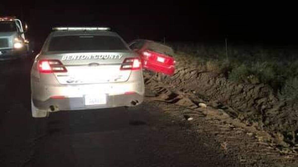 Benton County deputies arrested three teens in connection with an attempted robbery in Prosser. Deputies said they arrested the teens in their car near the site of the attemted robbery.