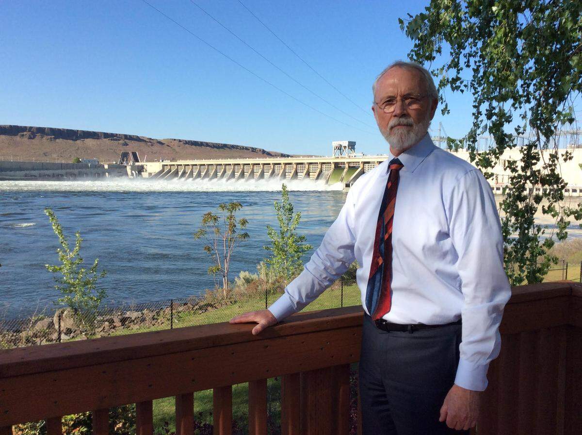 Rep. Dan Newhouse, R-Wash., visits McNary Dam on the Columbia River.