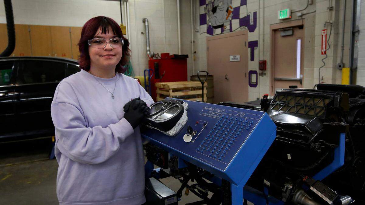 Pasco High junior Morgan Almeida has parlayed her automotive technology classroom experience into starting her own part-time auto detailing business called M.A.D., Morgan’s Auto Detailing.