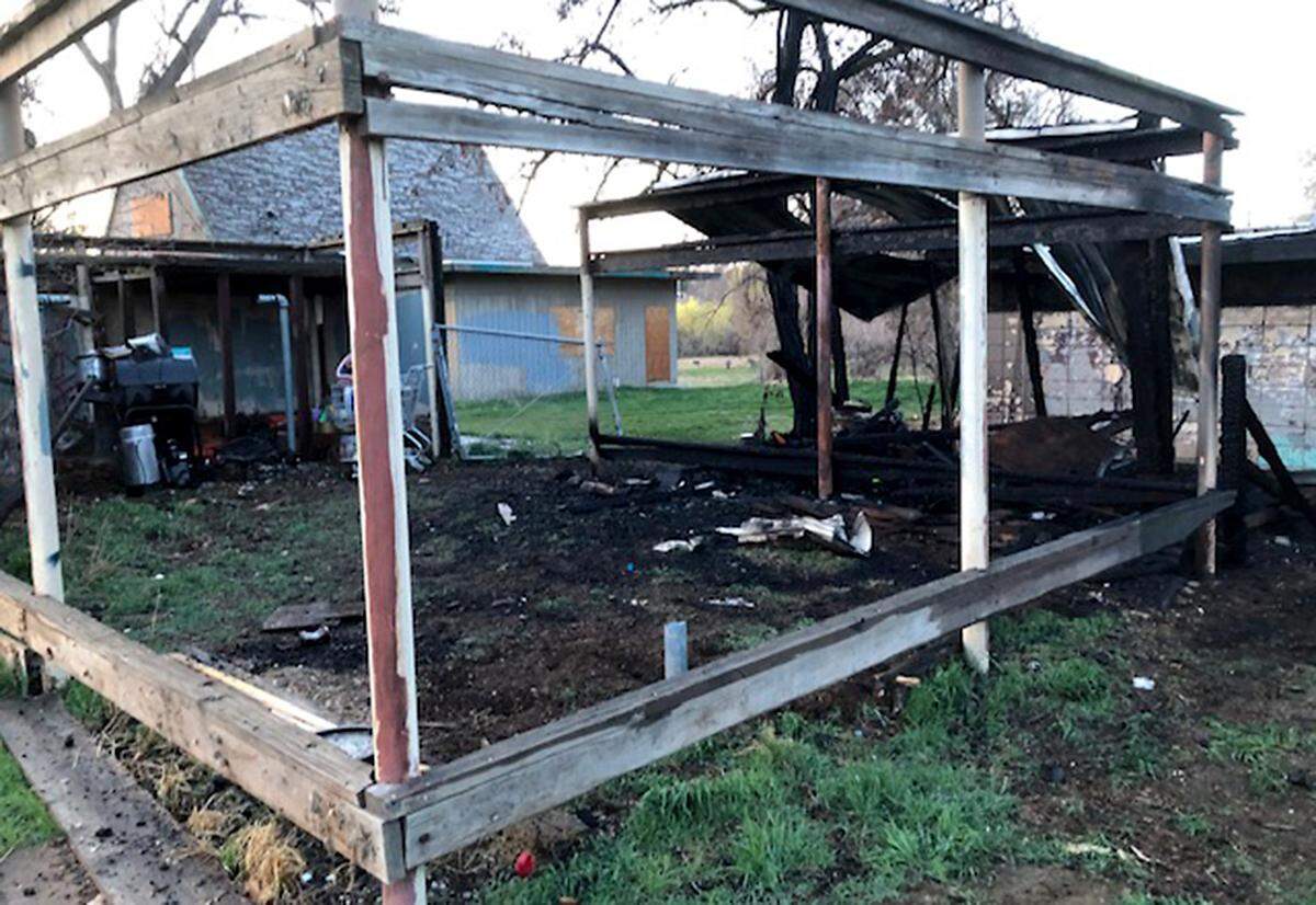Fire crews from the Kennewick Fire Department and Benton County Fire District 1 extinguished a fire at the former Columbia Park Campground.