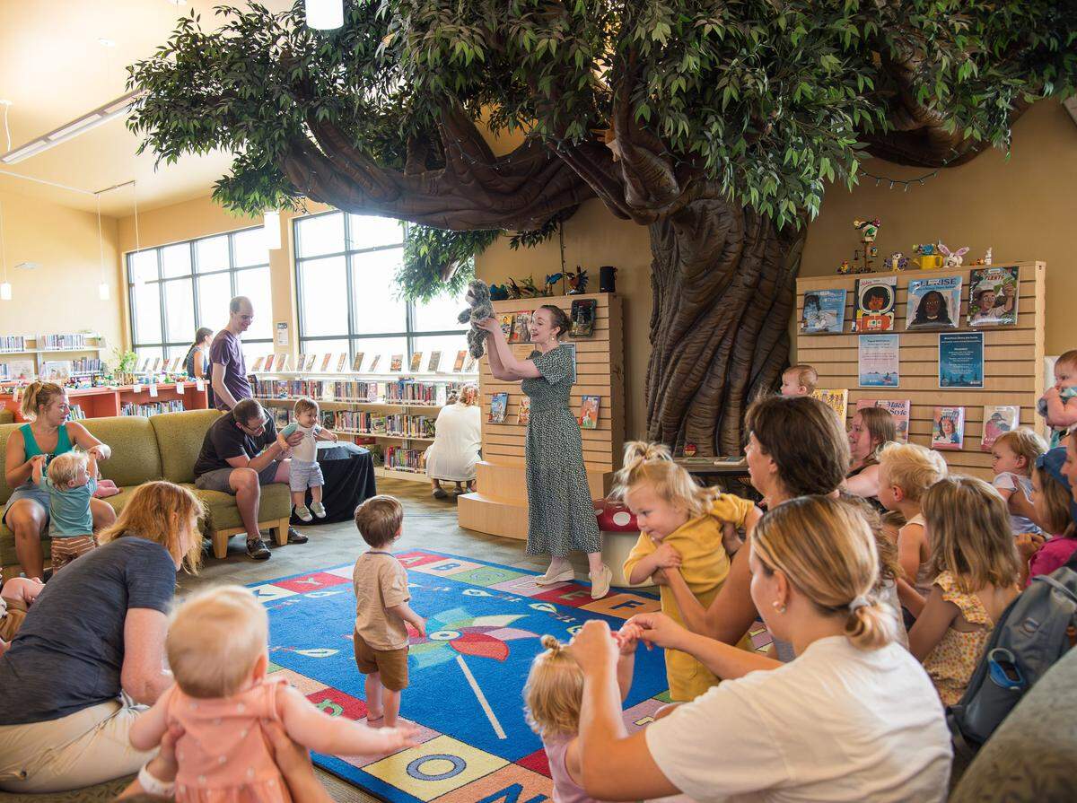 Library programs include children’s storytime.
