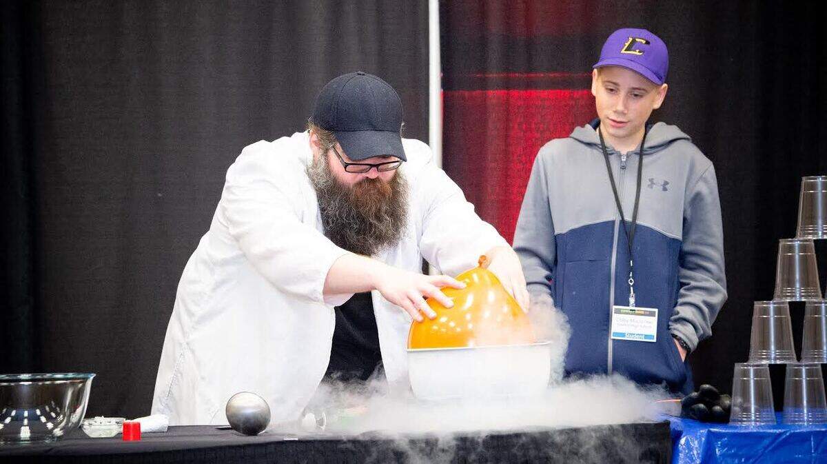 Science educator Kevin Delaney, a guest star on “The Tonight Show with Jimmy Fallon,” will be demonstrating science at Connect Tri-Cities.