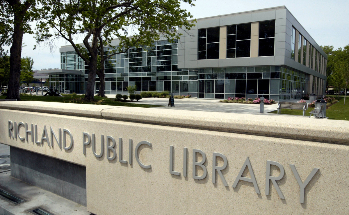 Richland Public Library at 955 Northgate Drive.