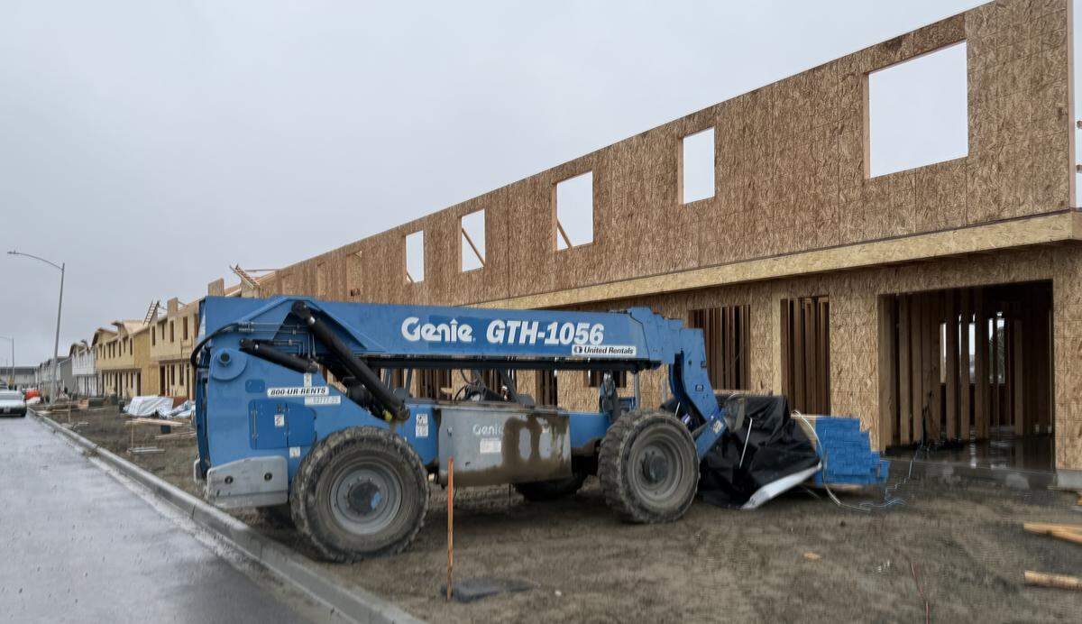Townhomes are being built along Tartarian Avenue at the Terraces at Queensgate development above Keene Road in south Richland.