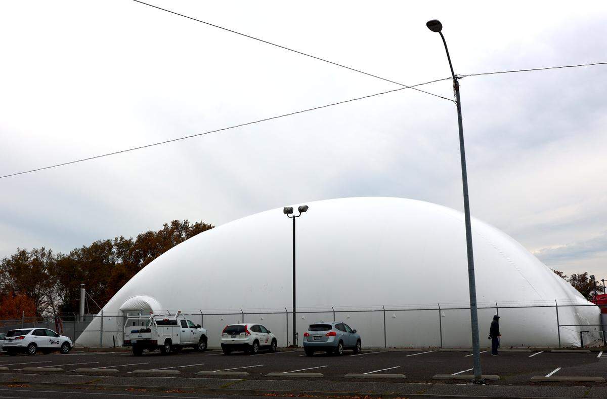 The Memorial Pool bubble cover will be installed for six months from September to March each year.