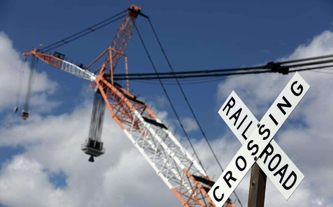 The agreement with Savage Enterprises will turn a neglected area of land between railroad tracks at Big Pasco Industrial Park into a rail hub that will accommodate nearly 900 in- and out-bound rail cars a month.