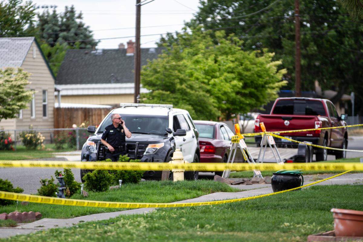 The Special Investigations Unit held a news conference on Monday afternoon to give updates on a Sunday kidnapping and shooting that involved police and left one suspect, Juan Montalvo, 25, dead. The Pasco property at 807 N 12th Ave is still cordoned off for investigation.