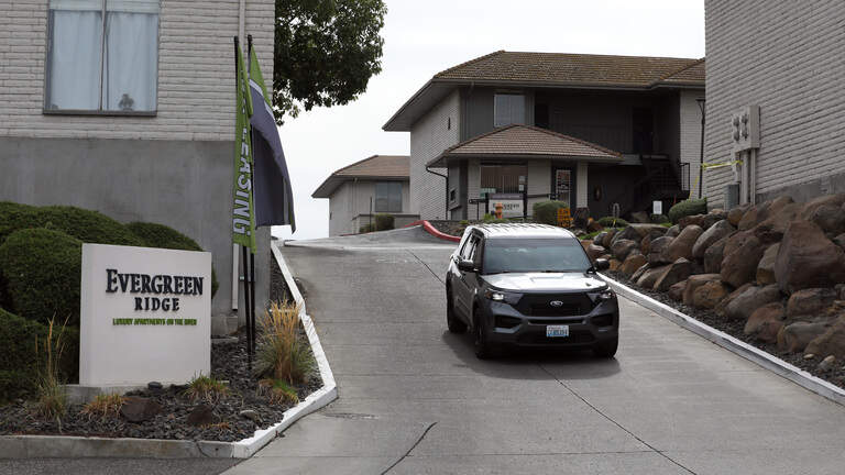 Homicide being investigated at Richland apartment complex