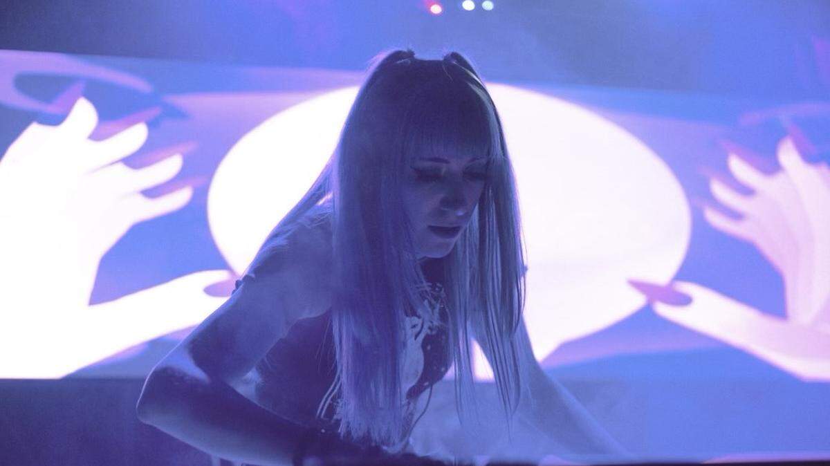 She grew up in Tri-Cities, became a DJ in Spokane. Meet one of the Uptown Get Down artists