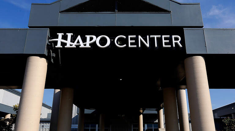 Franklin Co. discusses HAPO Center as option for Yakama casino in Pasco