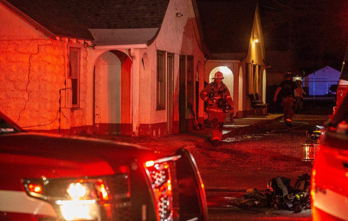 Pasco Police and fire units shut down West Lewis Street between South 10th Avenue and North Eighth Avenue for over an hour Friday night to respond to an attic fire in the Jones Motel apartments. Only 5 of the 7 units were occupied at the time of the fire, all made it out safely. No injuries were reported.