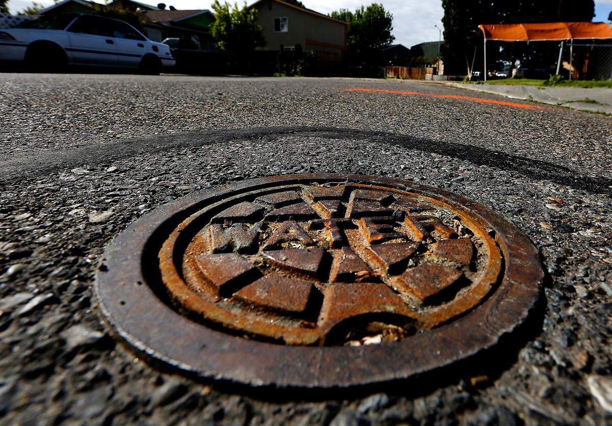 Water and sewer rates in Kennewick are going up starting in January, after the Kennewick City Council approved a staff recommendation for the increases at its Tuesday night meeting.