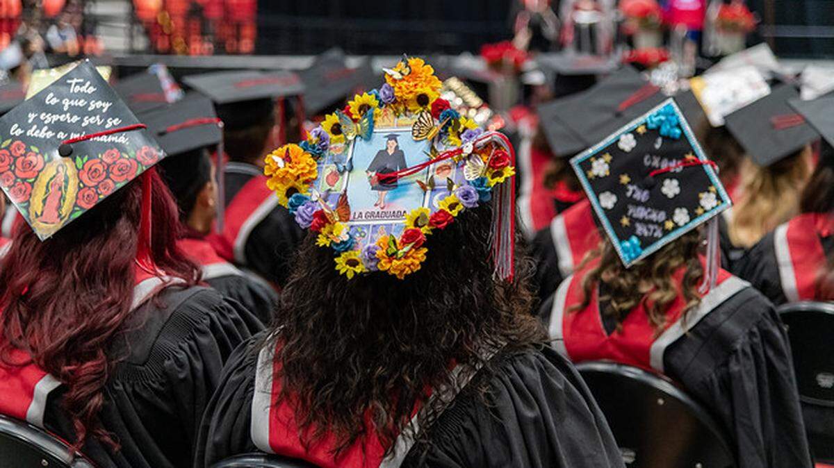 Gallery | 375 students graduate from WSU Tri-Cities
