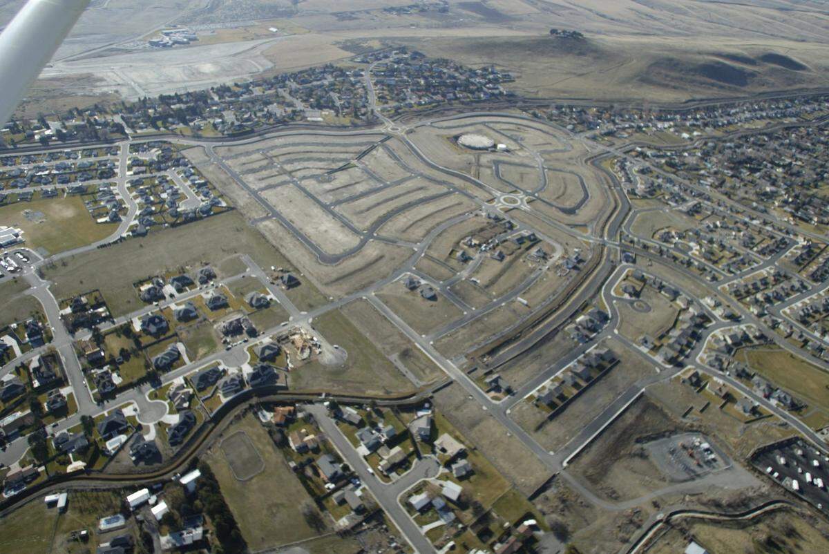 Among the projects that Dan Kaufman took the lead on for the city of Kennewick before his retirement, was the development of Creekstone, shown in 2007.