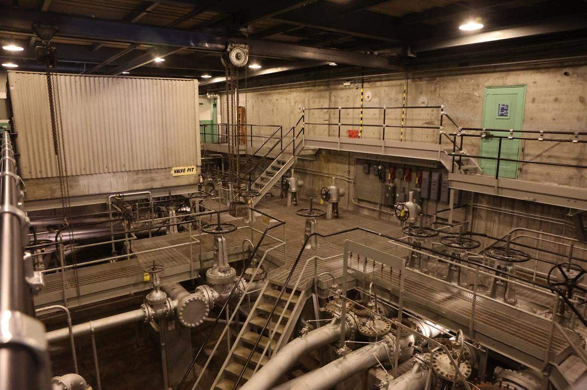 The B Reactor’s valve pit was where treated water entered the building before passing through process tubes.