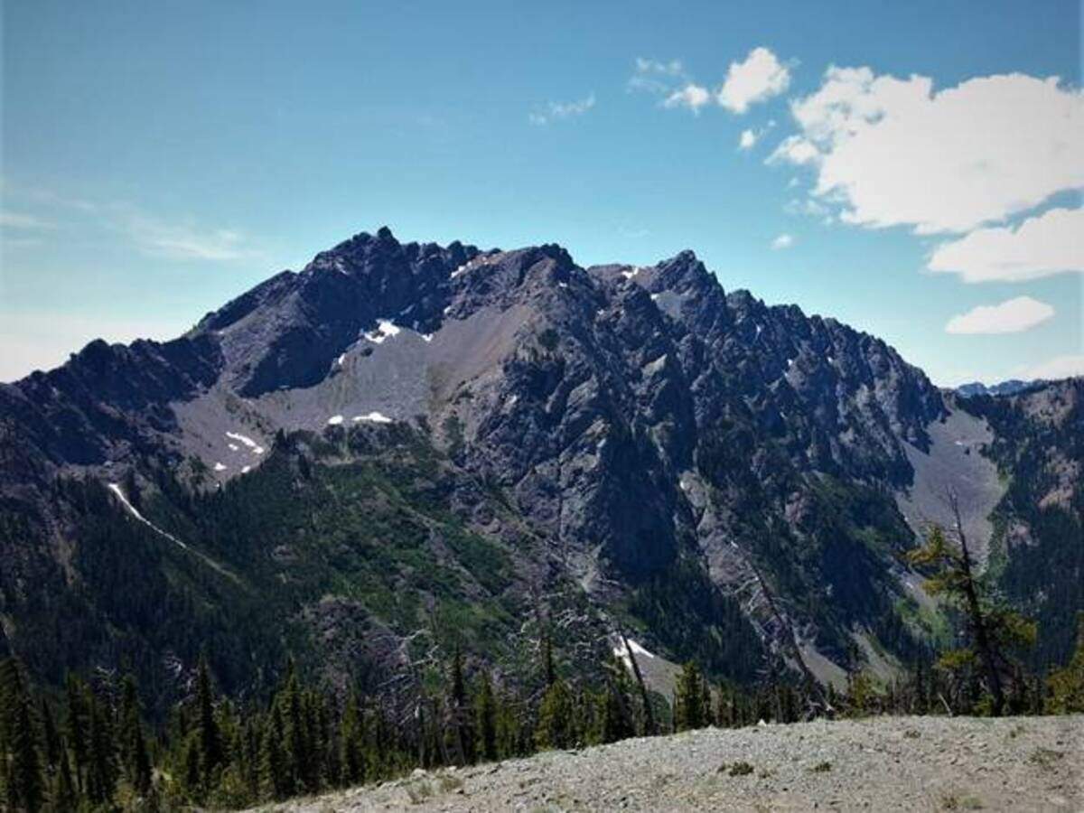 A view of Hinman Mountain from Esmeralda Basin Ridge.