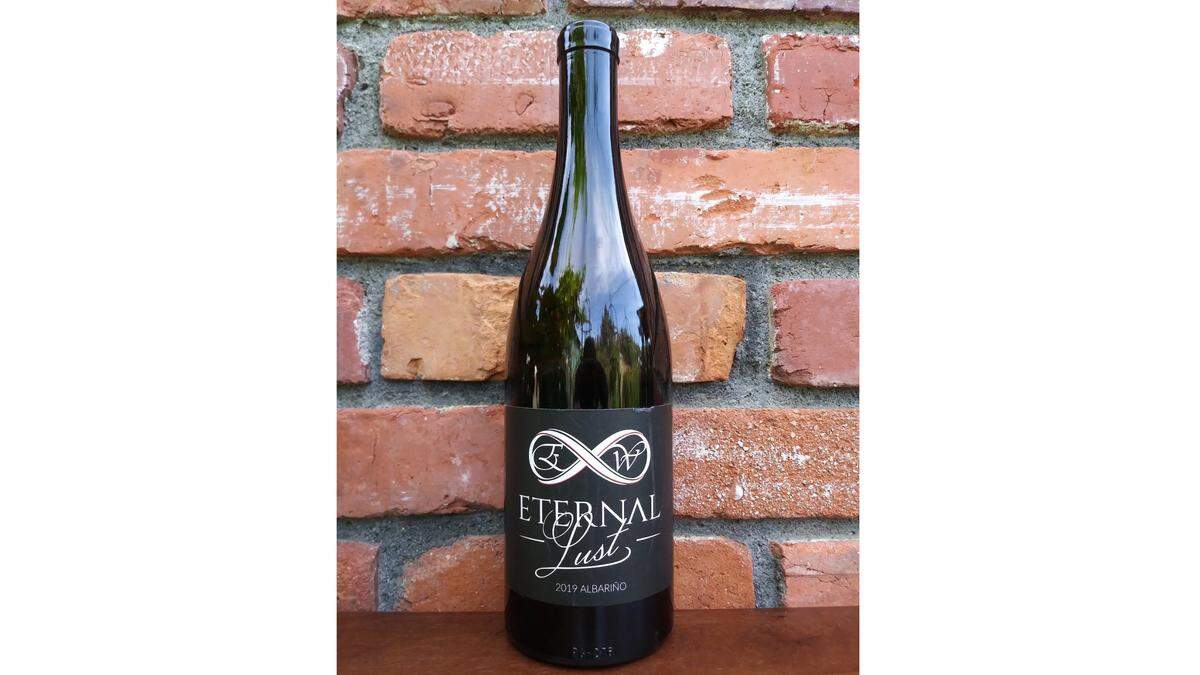 The Eternal Wines 2019 Lust Albariño was voted as the best of white wine at the 2020 Walla Walla Valley Wine Competition. 