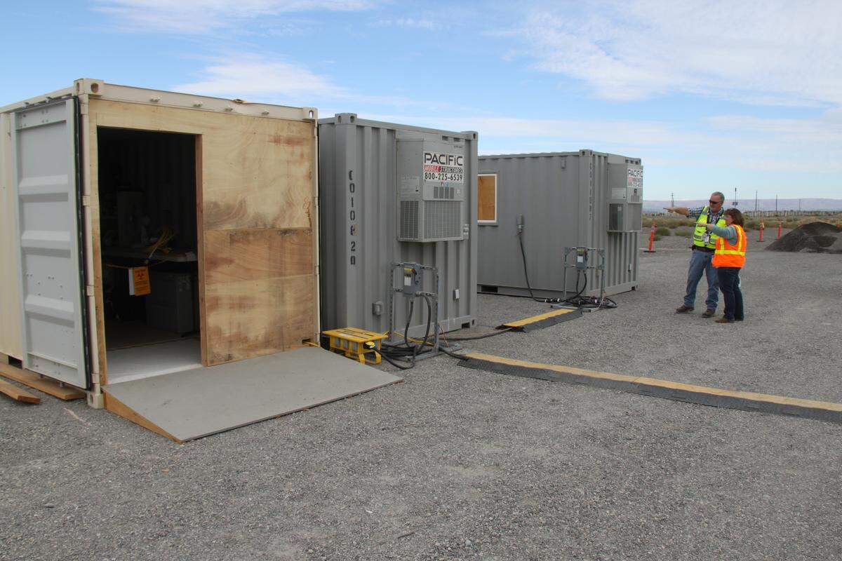 New climate-controlled structures will be used by workers as they enter and leave radiological zones as work resumes at Hanford’s Plutonium Finishing Plant. The contaminated plant, used during the Cold War, is being demolished.