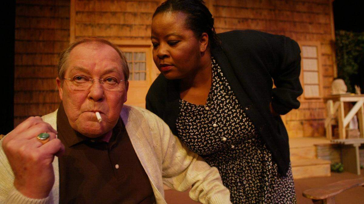 In 2007, Porky Thomsen appeared with Daphne Block in The Richland Players production of Neil Simon’s “Proposals.”