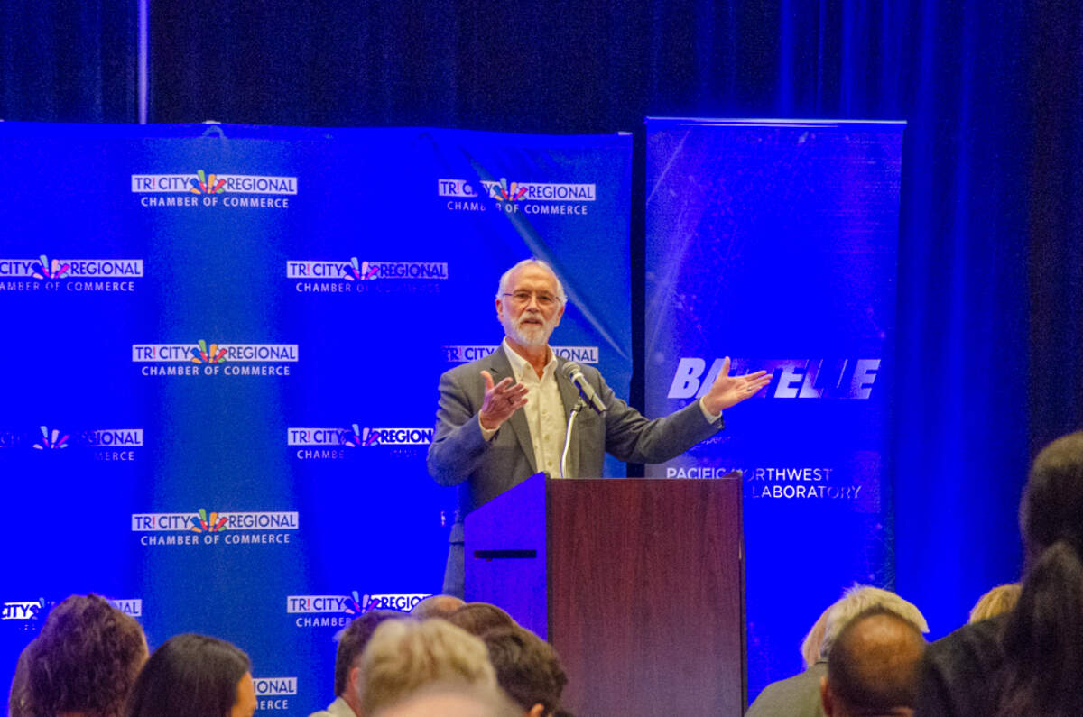 U.S. Rep. Dan Newhouse speaks to about 300 at the Tri-City Regional Chamber of Commerce on a range of issues from Medicaid, nuclear energy, farm labor and the Epstein files.