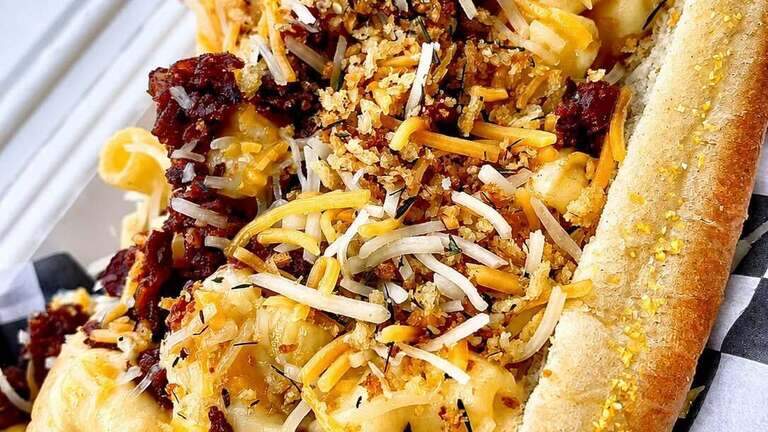 Fan-favorite hot dog and burger truck to open a Richland restaurant