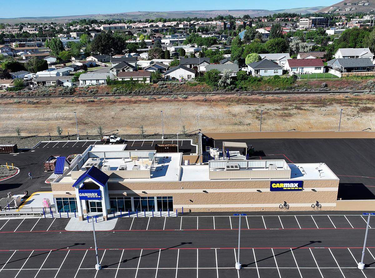 CarMax expects to open its first Tri-Cities dealership at 1261 Tapteal Drive, near the Columbia Center mall area.