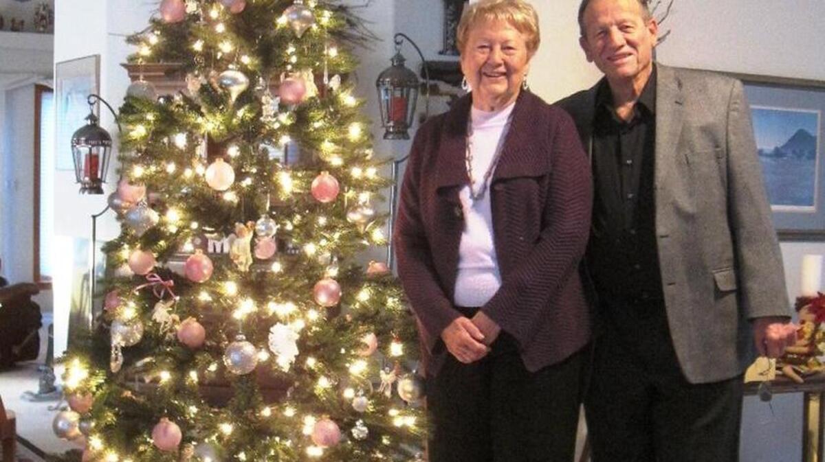 Gervadine and Marion Hughes