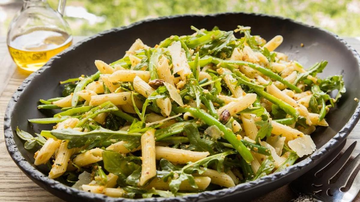 This Lemony Green Bean Pasta Salad is quick and packed full of flavor.
