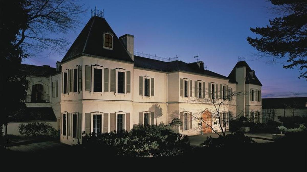 Chateau Ste. Michelle is Washington’s oldest winery, with its roots going back to 1934. The French-style manor was built in Woodinville in 1976.
