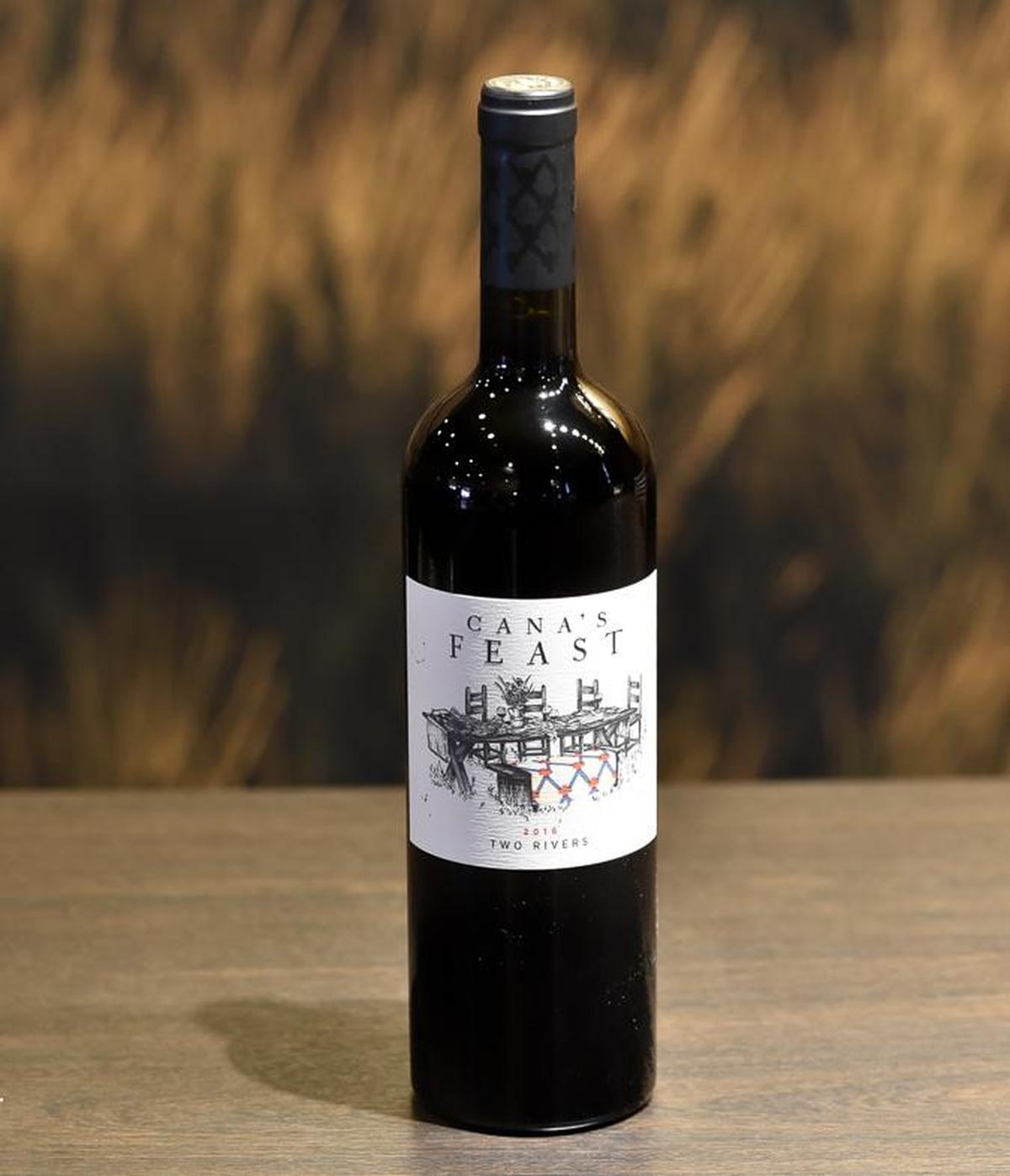 Cana’s Feast Winery in Carlton, Ore., which has earned a delicious reputation for its work with Italian varieties, reaches into Washington vineyards for its affordable, award-winning 2016 Two Rivers Red Wine that’s crafted using Merlot.