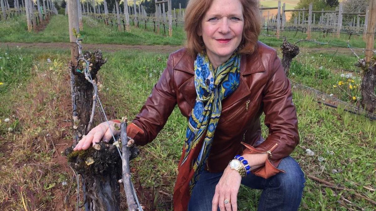 Page Knudsen Cowles and her brothers launched acclaimed Knudsen Vineyards in 2012 as a tribute to their late parents, who established one of Oregon’s most important vineyards in 1971.