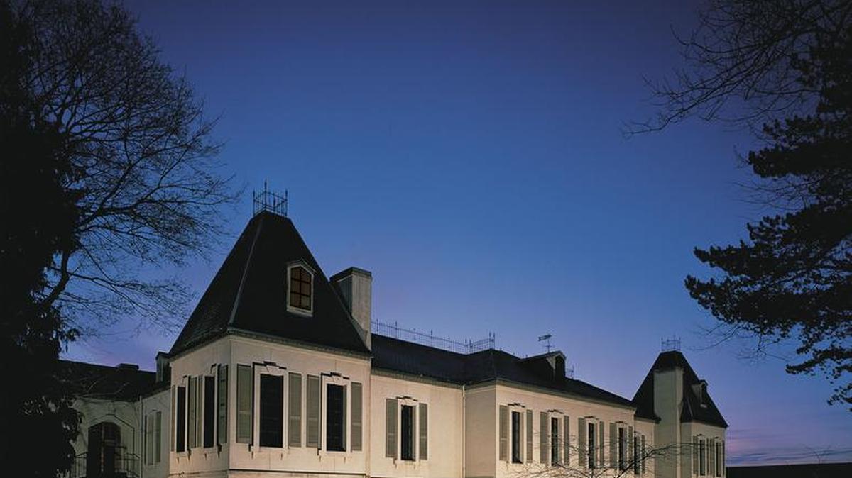 Chateau Ste. Michelle is Washington’s oldest winery, with its roots going back to 1934. The French-style manor was built in Woodinville in 1976.