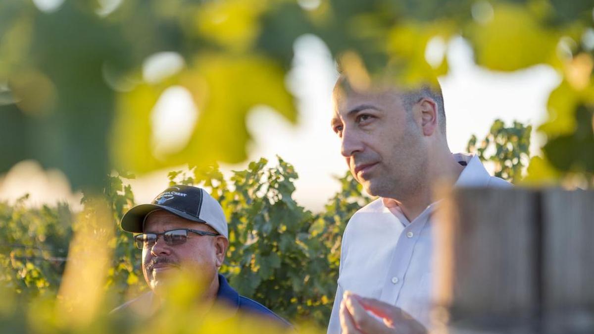 Vineyard manager Juan Uribe and winemaker Juan Muñoz Oca at Columbia Crest in Washington’s Horse Heaven Hills have collaborated on many of the state’s most popular wines.