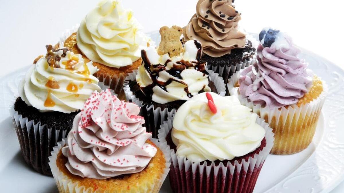 Make treats “treats,” not everyday foods for kids. They are great once in a while. Limit sweet treats to special occasions.