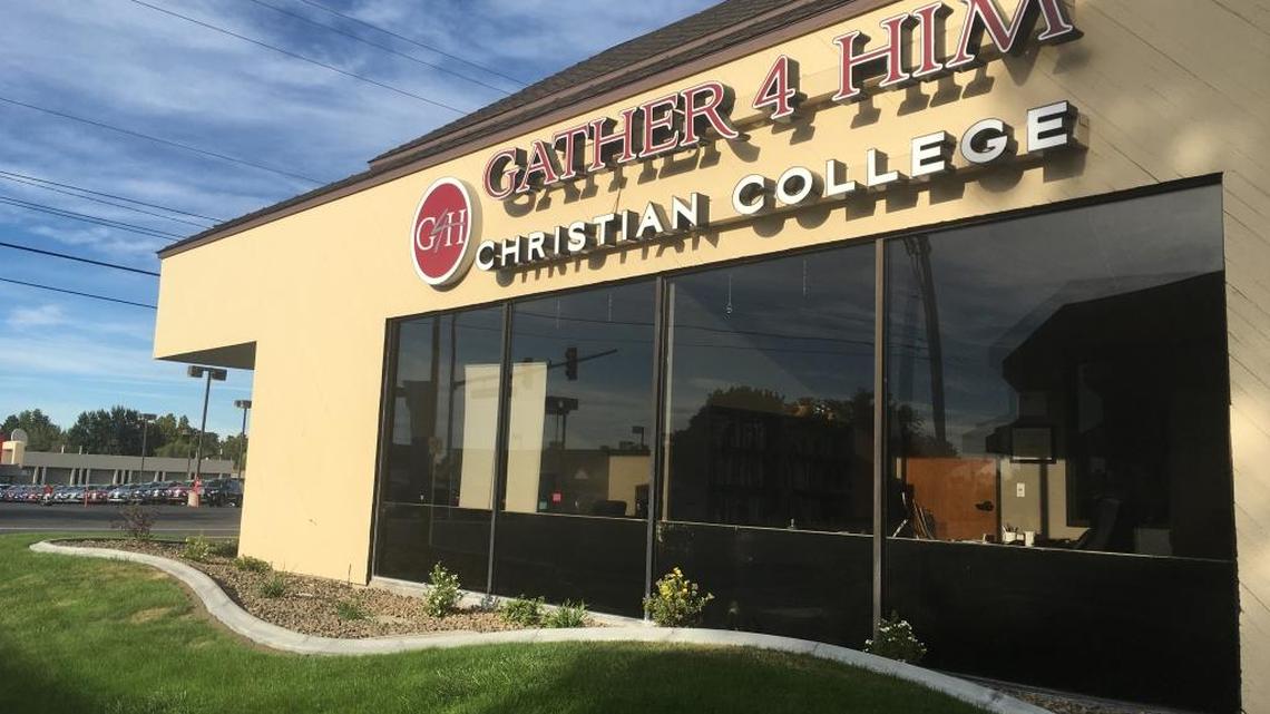 Coaches, players getting 2nd chance at football with a Tri-Cities Christian college