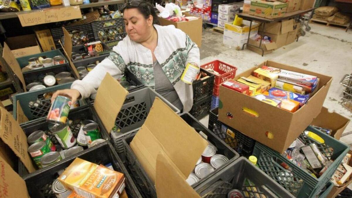Unexpected repairs will delay the opening of the Tri-Cities Food Bank’s new location in West Richland until after Thanksgiving.