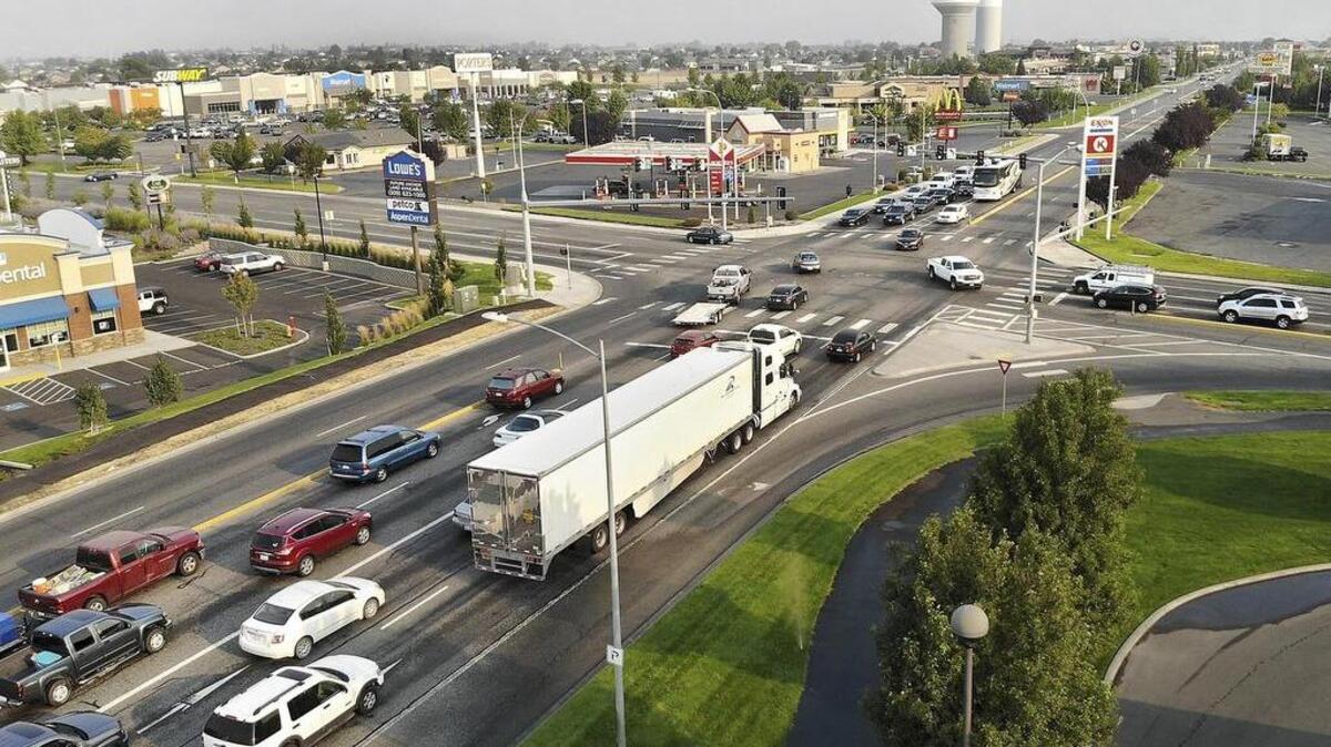 Pasco plans for future growth has some residents concerned about even more congestion on Road 68 and Road 100, as well as Interstate 182.