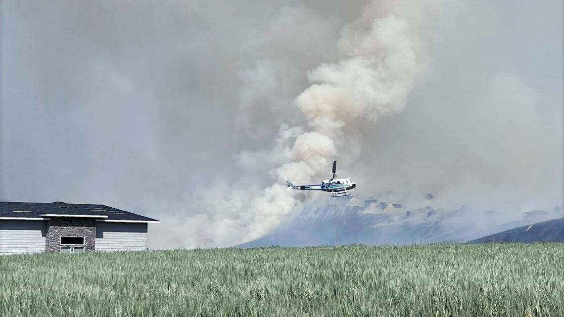 150 homes threatened, some evacuated by 2-alarm Tri-Cities fire
