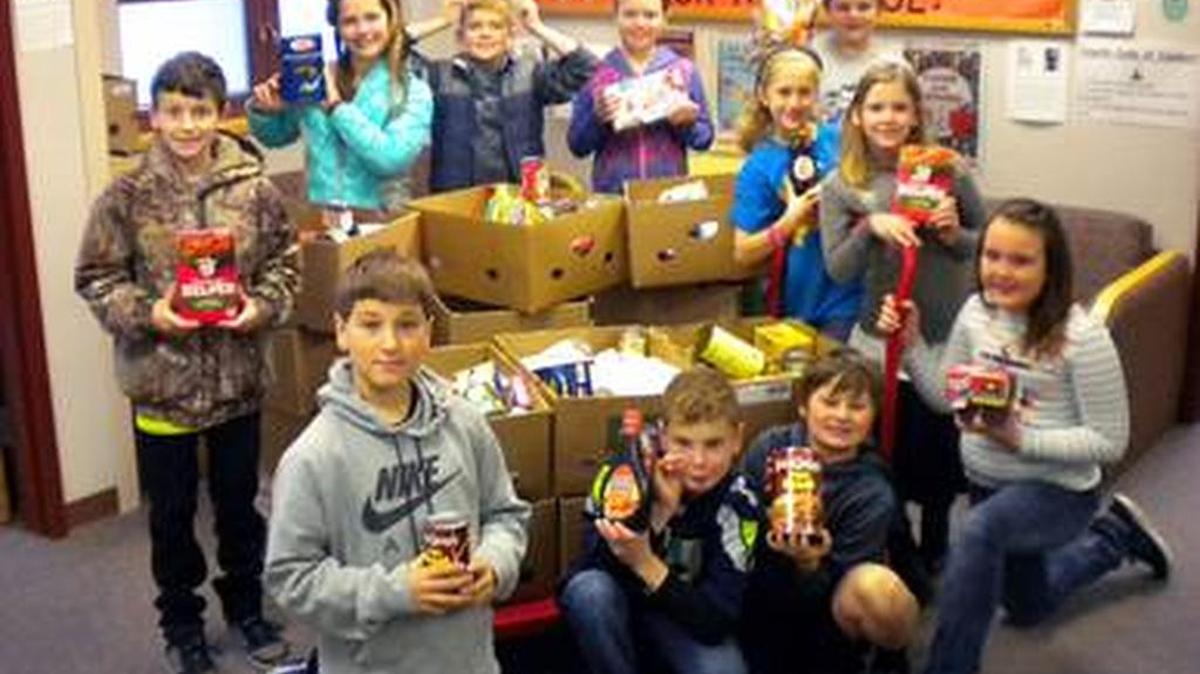 Wiley Elementary School collected almost 2,300 pounds of food and donated it to the Richland food bank for Thanksgiving. The fundraiser was coordinated by the Wiley Elementary student leadership team. Last year, the school collected 1,900 pounds of food. Because students exceeded the fundraising goal this year, nine teachers will receive a pie in the face at the school’s end-of-the-year assembly.