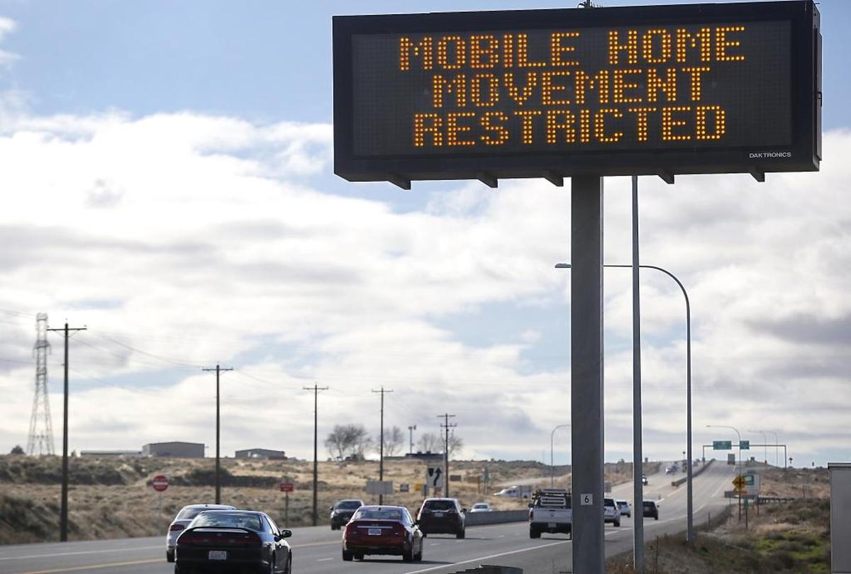 Extremely windy conditions led to the restriction of mobile homes on Interstate 82 between Prosser and the Oregon border.