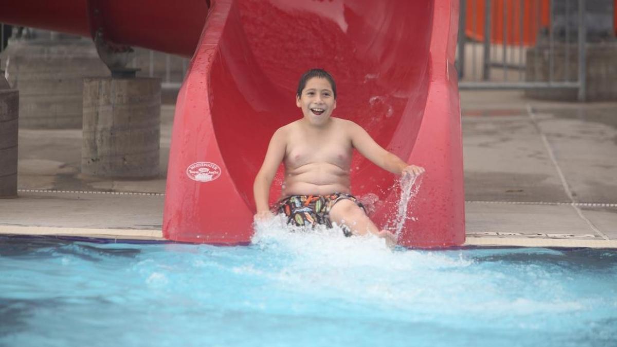 Pasco’s Memorial Pool will hold pre-season swim Memorial Day for season pass holders. The Mid-Columbia’s public pools are bracing for the opening of the 2017 swim season next month.