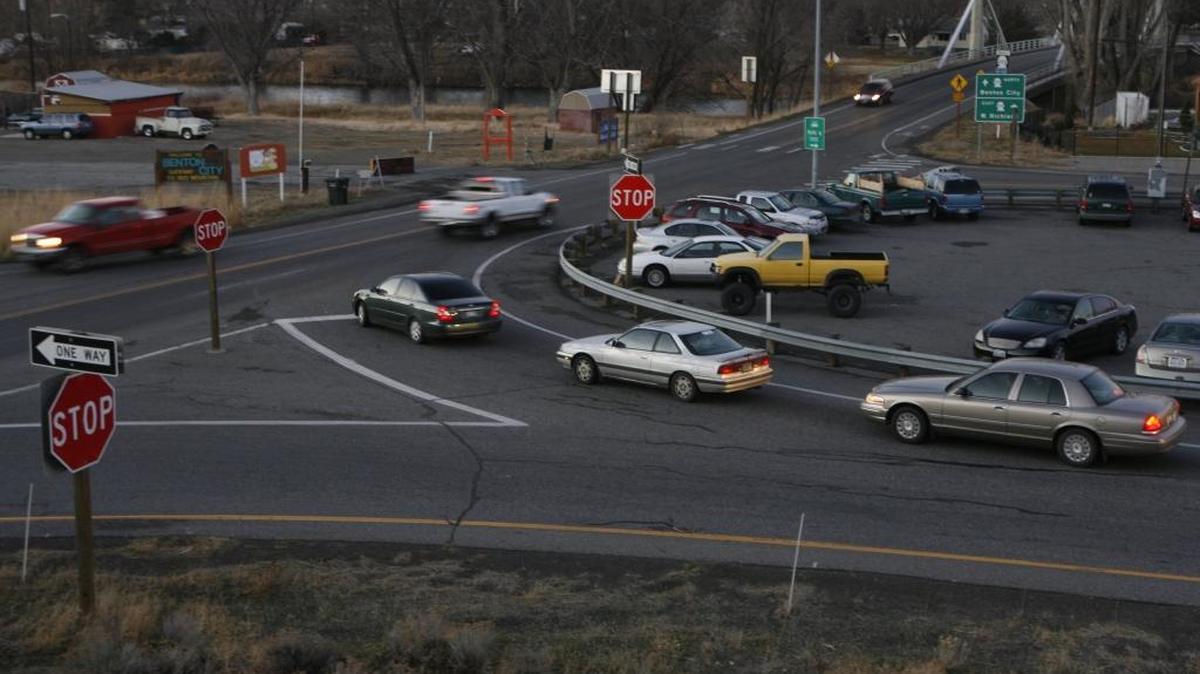 Washington state is putting in a roundabout in Benton City at the intersection of highways 224 and 225 to deal with increasing traffic to wineries in the Red Mountain area.