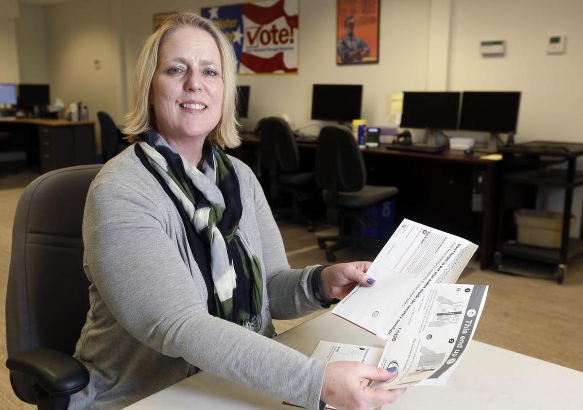 Benton County Auditor Brenda Chilton