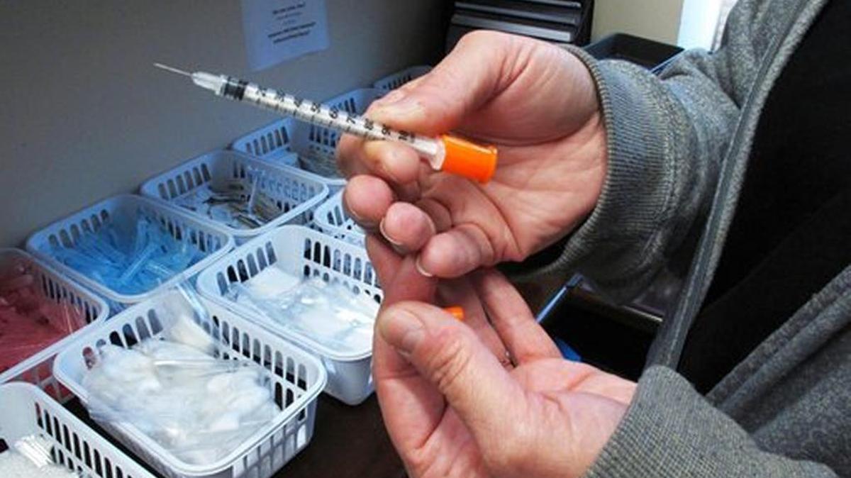 The Franklin County commission cleared the way for the Tri-Cities first syringe exchange Tuesday when it agreed to allow the exchange in space it leases in downtown Pasco to the Benton-Franklin Health District. Blue Mountain Heart to Heart HIV/AIDS Support Services will operate the exchange four hours a week.