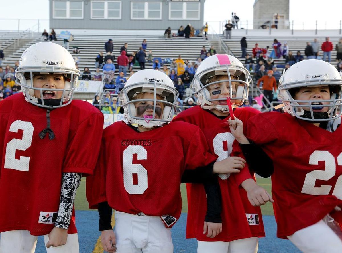 The Kennewick Grid Kids Football and Cheerleading group is holding a Back to Business Training Camp for athletes in first through sixth grades during February.