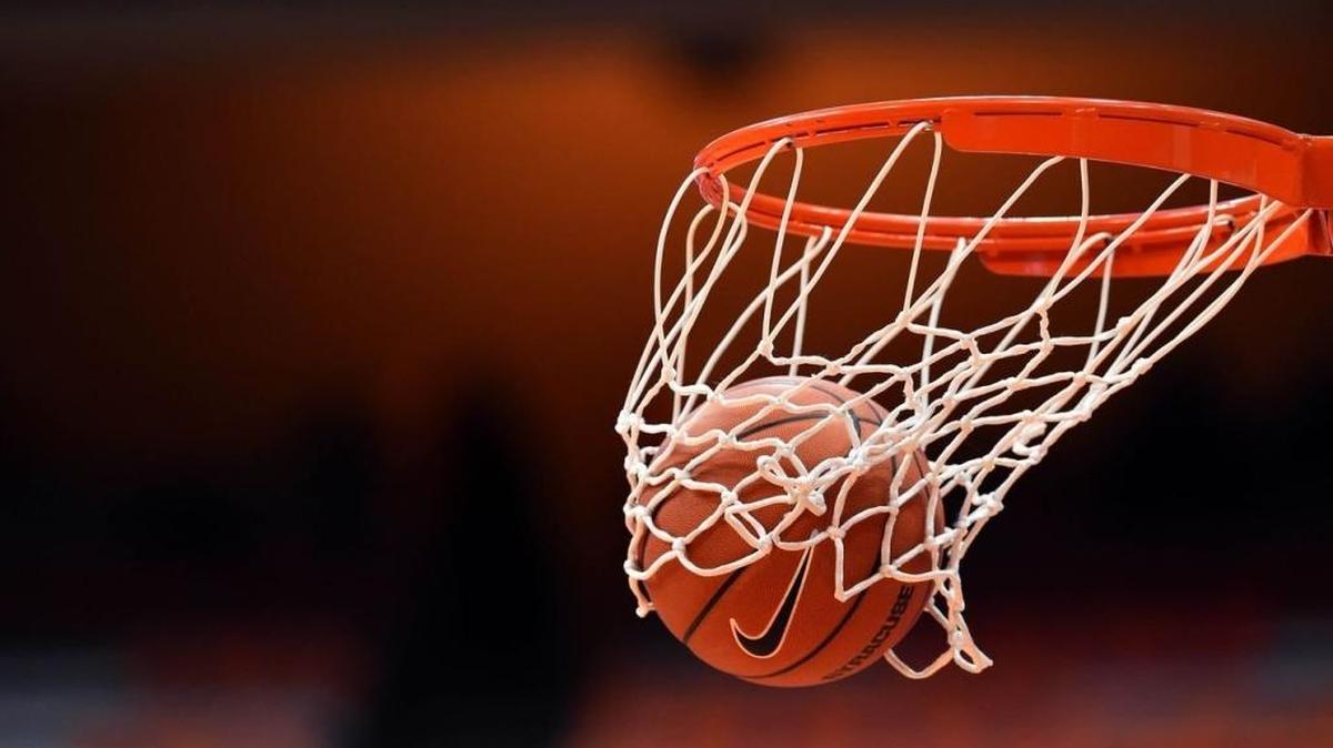 Pasco Court Kids begins accepting registrations for its co-ed basketball league Monday.