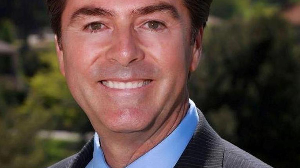 3 Republicans will face off for an open seat on the Benton County Commission.