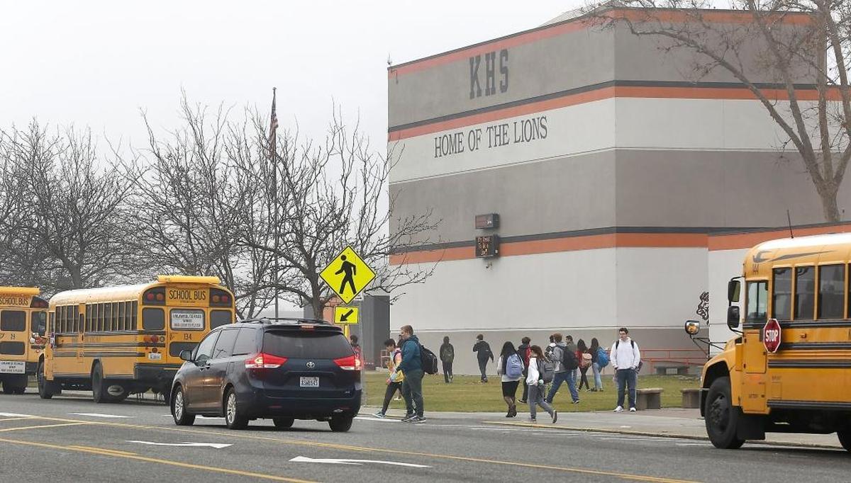 The Class of 2021 is the first in Kennewick, Richland and Pasco schools facing a new state requirement to earn 24 credits to graduate.